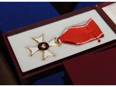 Das Ritterkreuz des Ordens Polonia Restituta (Orden der Wiedergeburt Polens)