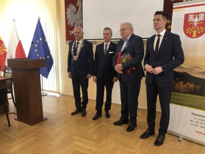 Medaille zum hundertsten Jahrestag der Unabhängigkeit Polens für den Vorsitzenden des Verwaltungsrates